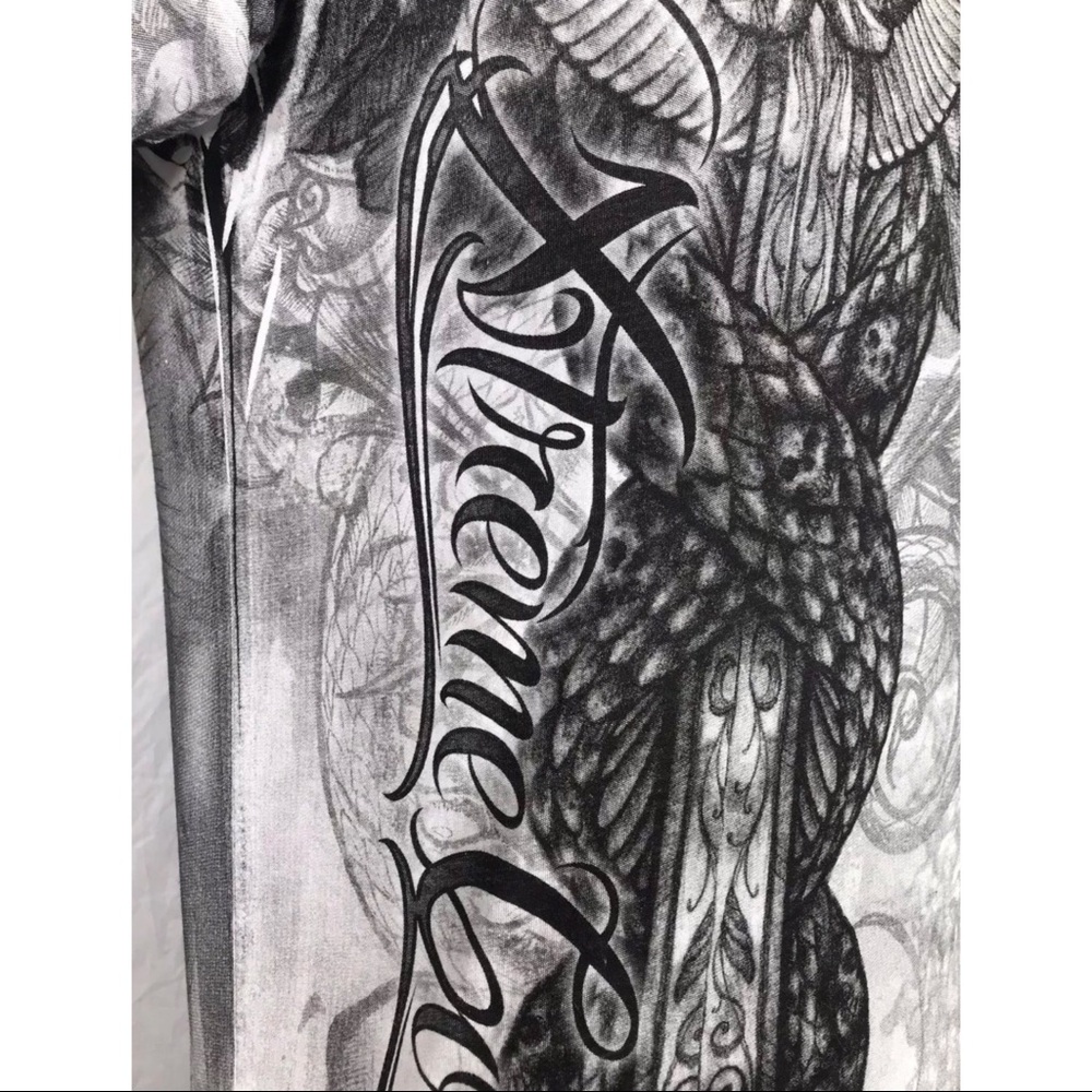 Xtreme Couture By Affliction Men T-Shirt GRAVE ROBBER Biker MMA - Picture 7 of 8